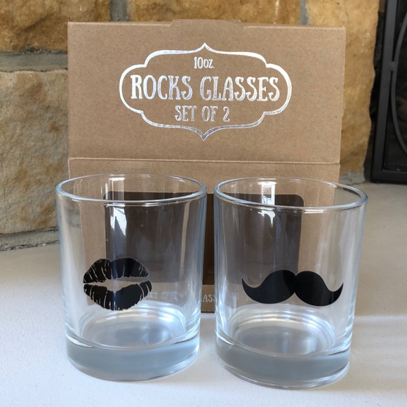 🆕 Rocks Glasses Set Mr & Mrs Mustache Lips 10 oz - Picture 7 of 8